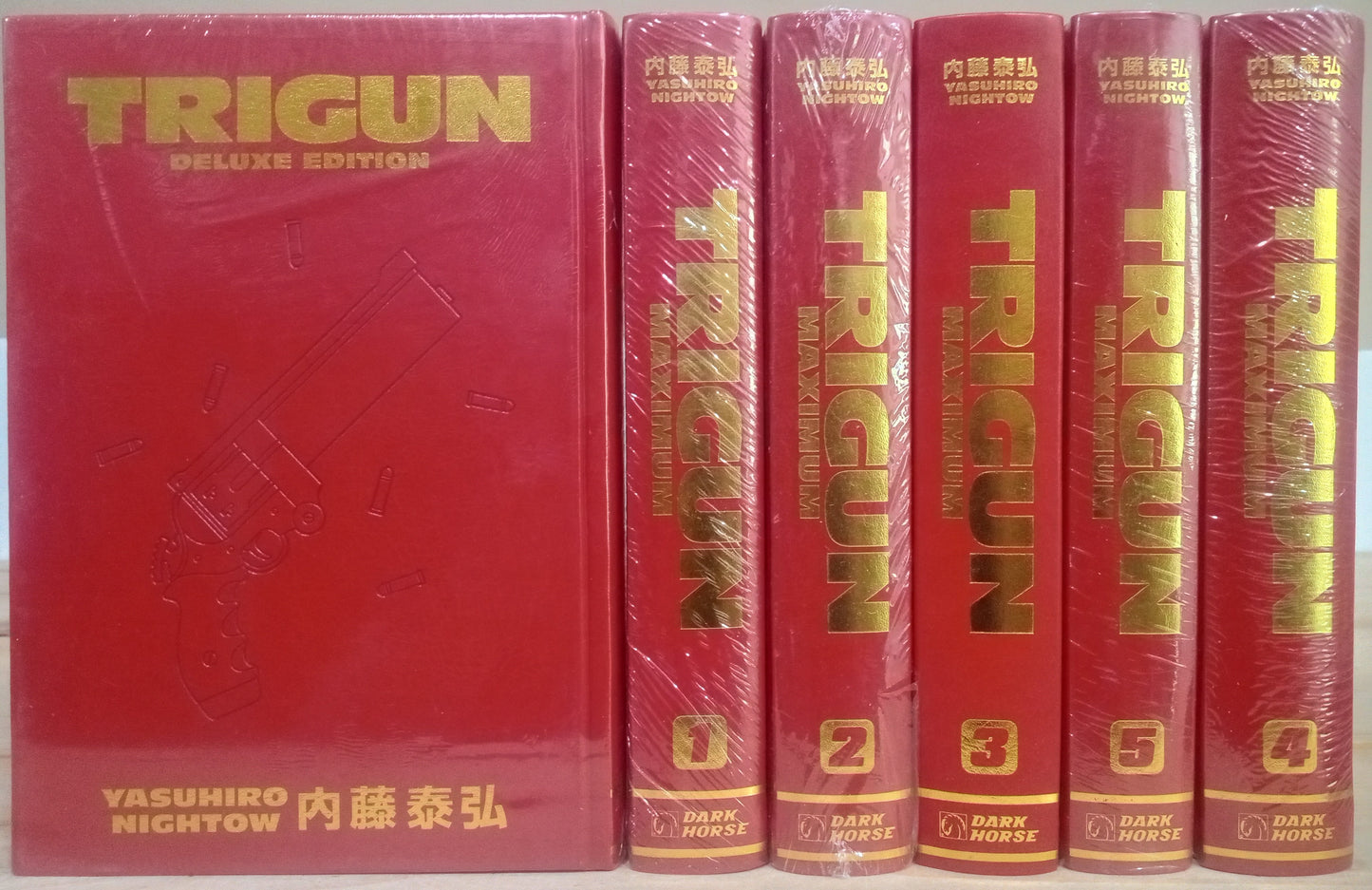 Trigun Deluxe Hardcover + Trigun Maximum Vol. 1-5 (6 Book Set) English Complete